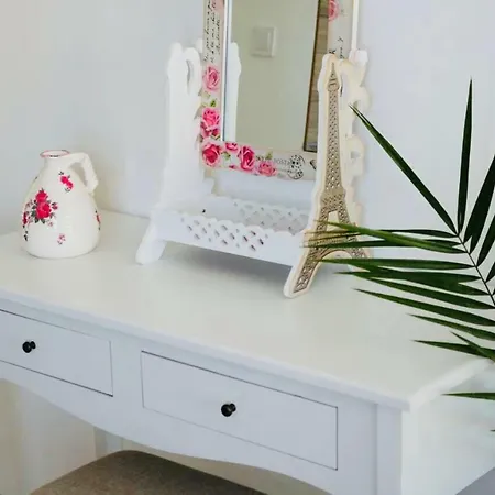 Raya Apartmán